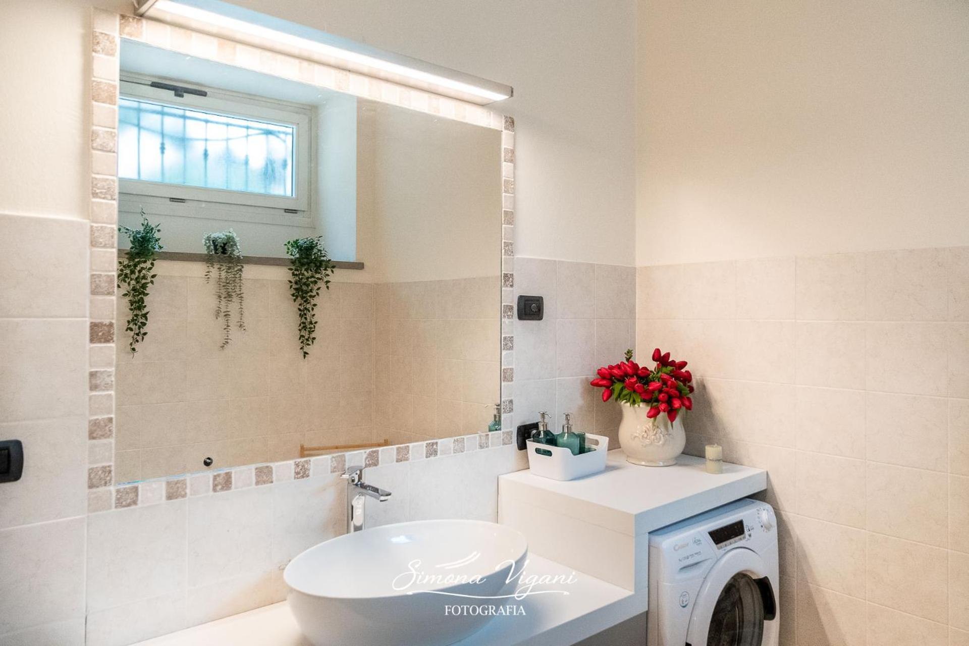 Margherita'S Home Lovere Bagian luar foto
