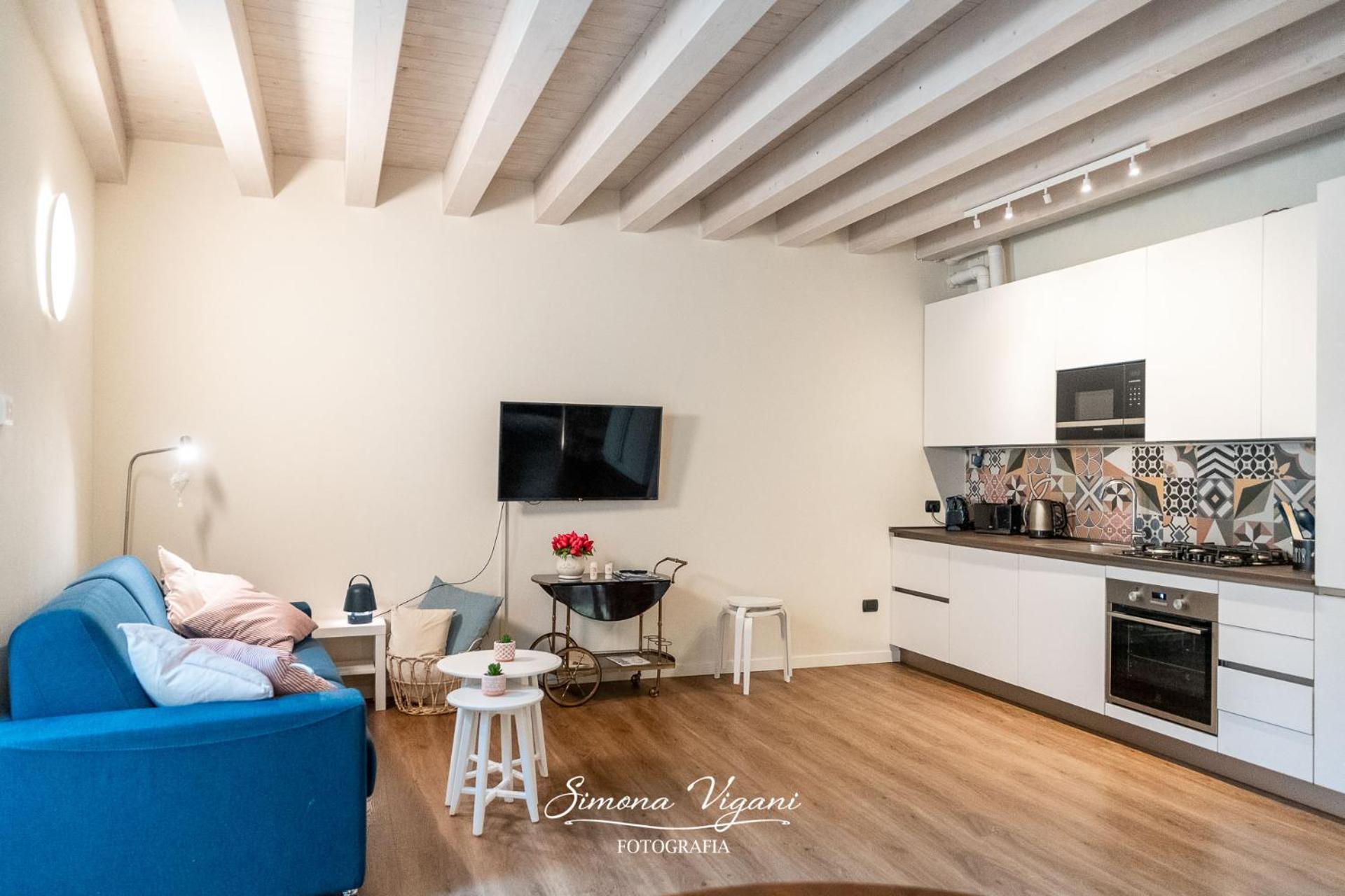 Margherita'S Home Lovere Bagian luar foto