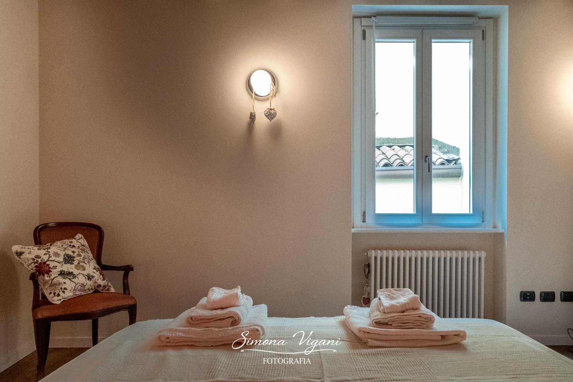 Margherita'S Home Lovere Bagian luar foto